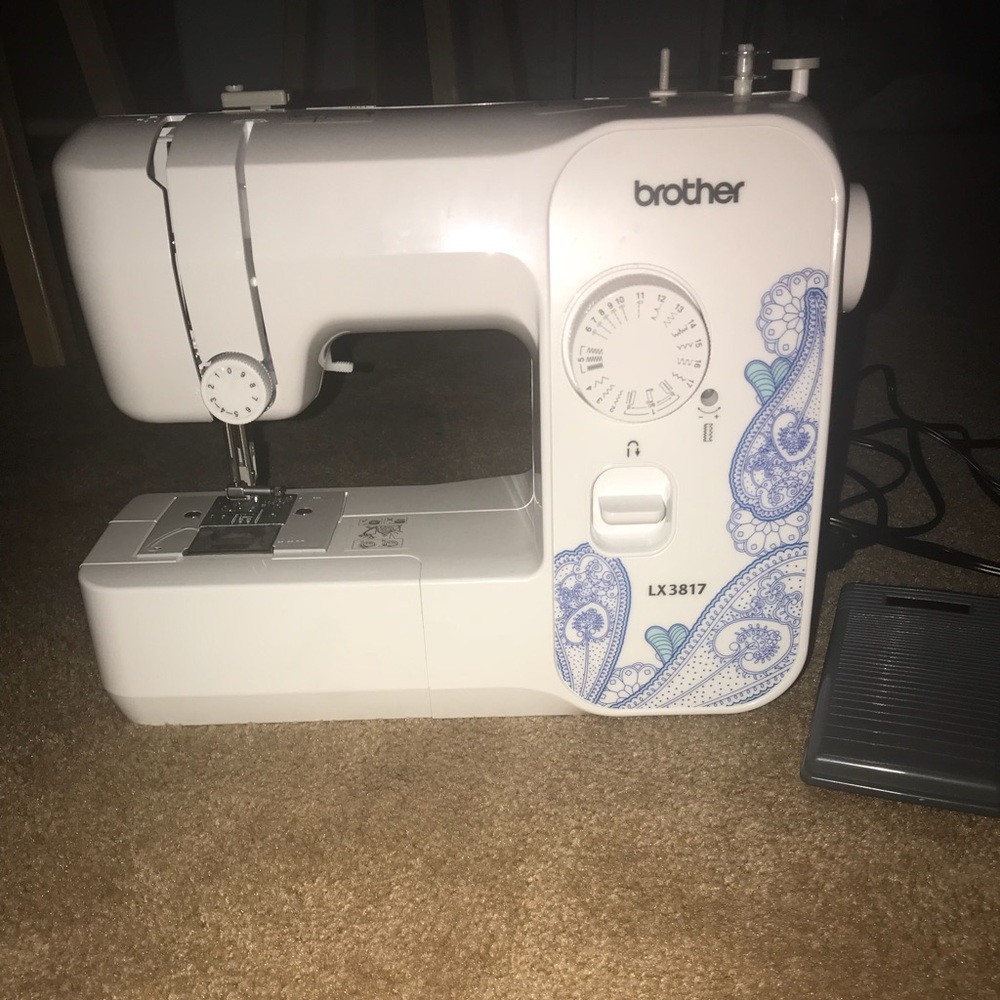 BROTHER SEWING MACHINE